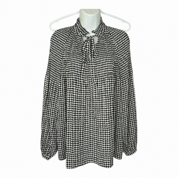 Lauren Ralph Lauren Other - Lauren Ralph Lauren Houndstooth Pleated Tie Neck Shirt.
